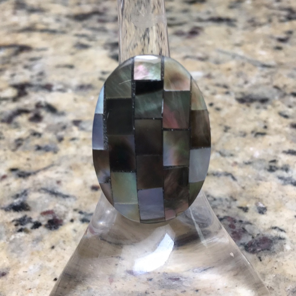 Unique Mosaic Pattern Stretch Ring